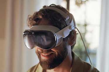苹果Vision Pro开卖！一货难求 价格疯狂炒至89999元